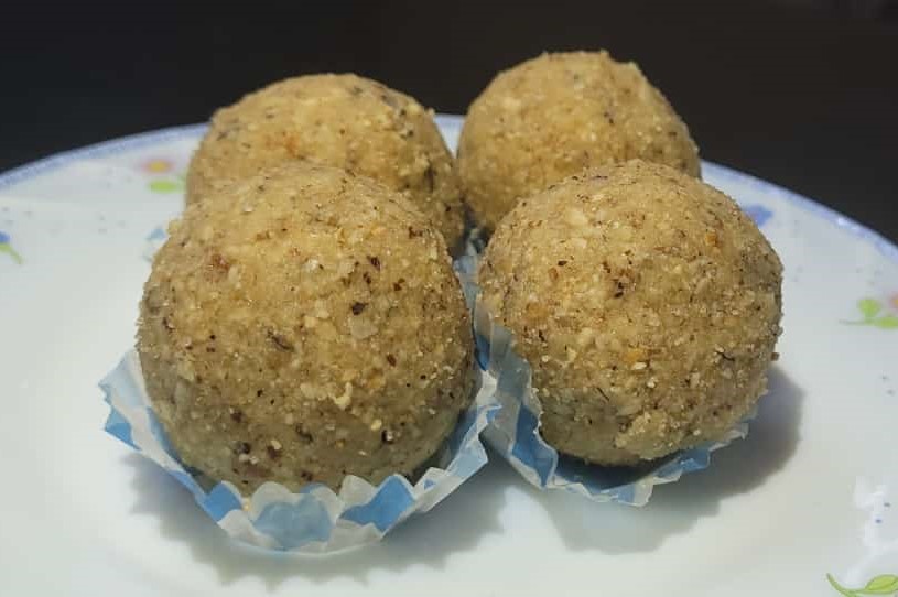Dry Fruit Laddu